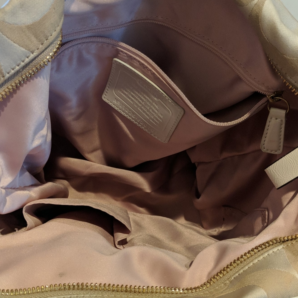 Coach Tote - Picture 5 of 5